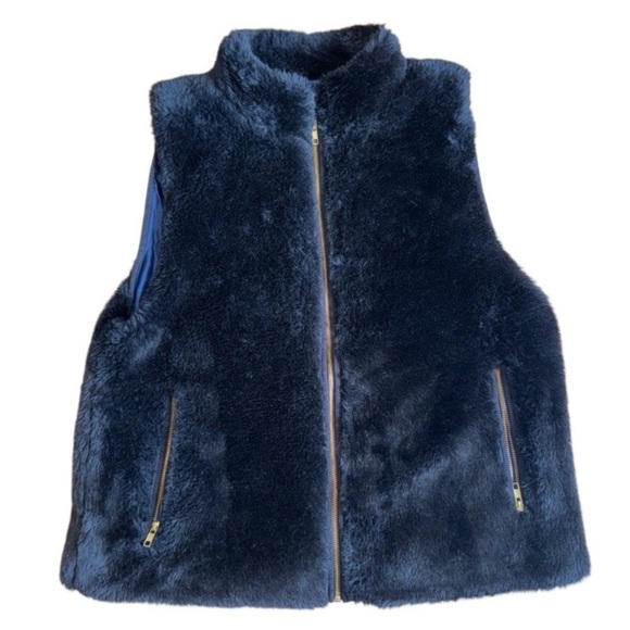 J. CREW Faux Fur Zippered Vest - Picture 5 of 10